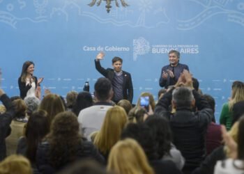 ANSES: RAVERTA, KICILLOF Y MÁXIMO KIRCHNER ENTREGARON LA JUBILACIÓN 180 MIL POR TAREAS DE CUIDADO