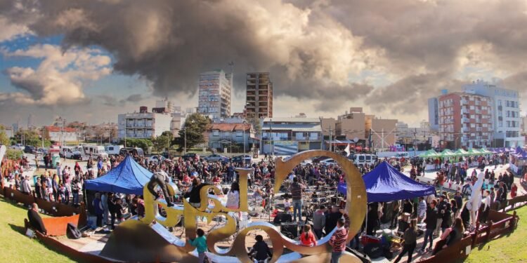 LA COSTA: Con un show de más de 50 músicos presentes se festejó en la Carabela de Santa Teresita el Día del Baterista