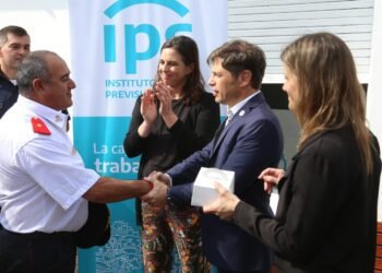 KICILLOF  Y MORETTI  INAUGURARON  UNA  OFICINA DEL IPS EN MAIPÚ