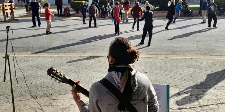 LA COSTA: Se realizó otra edición del ciclo “Música en la Plaza” en San Clemente