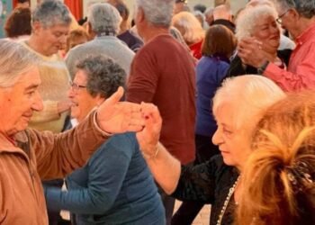 LA COSTA: El ciclo “Domingos en Compañía” pasó por San Clemente con música en vivo y diversión en familia