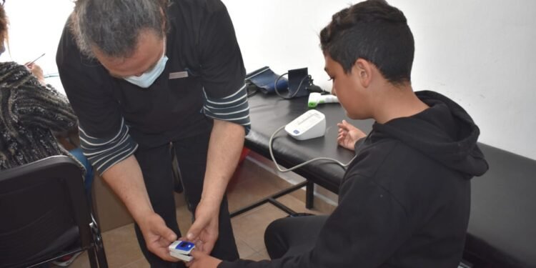 LA COSTA: Se completó la revisión médica de más de 900 de chicos y chicas que practican deportes en clubes de barrio