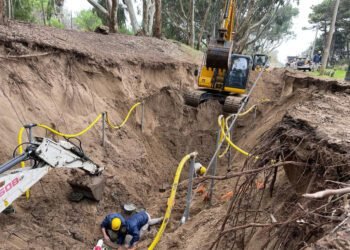 LA COSTA: Continúa la obra de ampliación de la red cloacal para acercar más servicios a los vecinos y vecinas