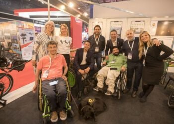 Cardozo encabezó la presentación de la oferta turística del Partido de La Costa en la Feria Internacional de Turismo