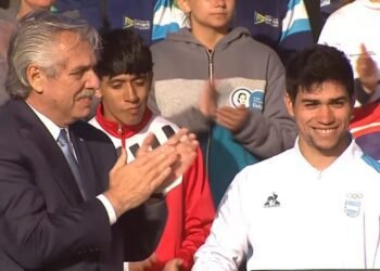 LA COSTA: El costero Lucas Vilar fue reconocido por el presidente Alberto Fernández como figura del deporte nacional