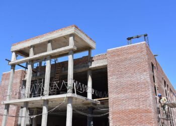 CASTELLI: EL INTENDENTE MUNICIPAL FRANCISCO ECHARREN RECORRIÓ LA CASA DE LA PROVINCIA