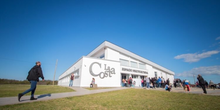 MAR DE AJÓ: Se realizará la muestra anual de alumnos y alumnas de los talleres del Espacio Multicultural de Mar de Ajó