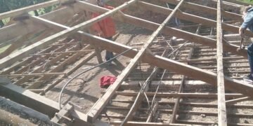 CASTELLI: CAMBIO DE CUBIERTAS EN INSTITUCIONES EDUCATIVAS