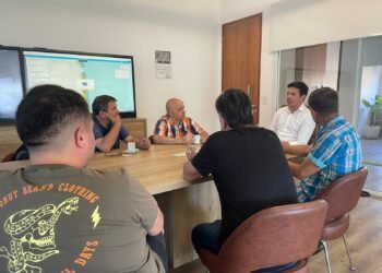 LA COSTA: Junto a Cardozo, el director provincial de Educación Técnica confirmó aulas y un nuevo edificio para la Técnica 1