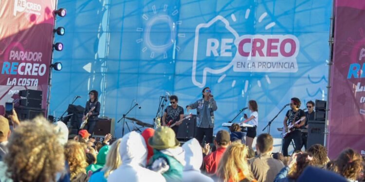 LA COSTA: El gobernador Kicillof y Cardozo presentaron la temporada de verano 2023 de la Provincia