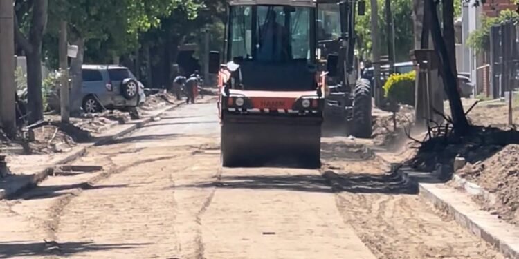 SAN BERNARDO: El Plan Integral de Asfalto y Luminaria LED continúa su marcha en las localidades