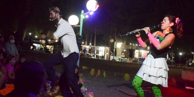 Variedad de propuestas culturales al aire libre para disfrutar en Mar de Ajó y Nueva Atlantis