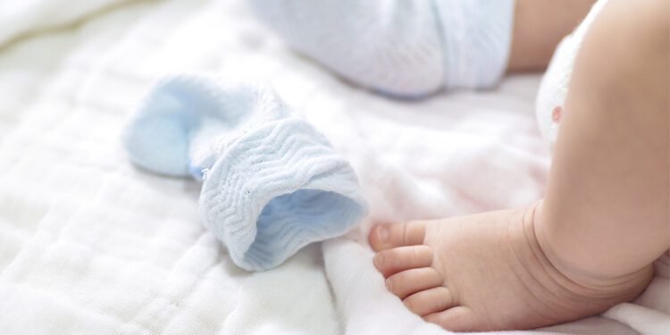 Milton es el primer bebé nacido en 2023 en el Partido de La Costa