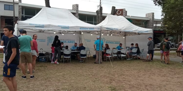 LA COSTA: Los móviles del Renaper y Reproper acercan sus servicios a los vecinos, vecinas y visitantes