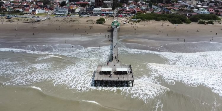 Se viene otra edición de un clásico del verano: Campaña “Por un fútbol en paz” en el muelle de Mar del Tuyú