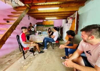 Cardozo visitó a un deportista costero que integra la Selección Argentina de Fútbol Adaptado