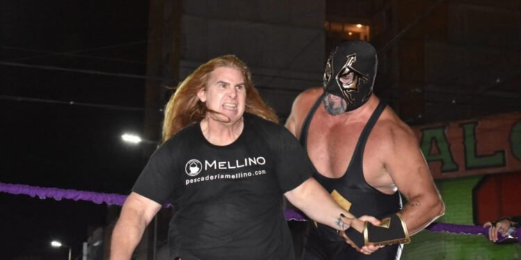 La Masa y Viloni ofrecerán su show de lucha libre con entrada gratuita en Las Toninas y Santa Teresita