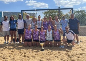 El equipo femenino de Beach Handball de la Municipalidad de La Costa clasificó a la Copa Argentina