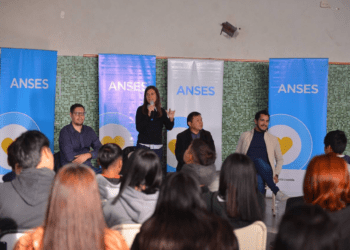 RAVERTA SE REUNIÓ CON MÁS DE 170 JÓVENES PROGRESAR DE LA PROVINCIA DE CHUBUT