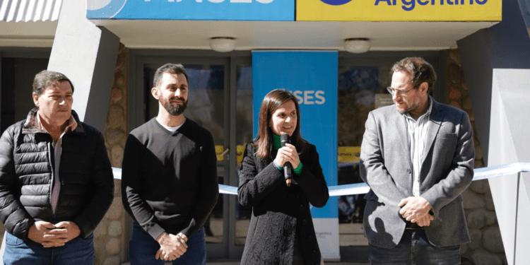 RAVERTA INAUGURÓ DOS NUEVAS OFICINAS DE ANSES EN MENDOZA