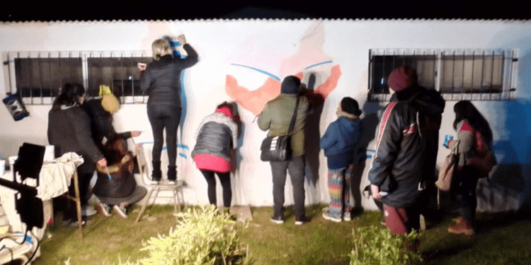 Este viernes se inaugura un mural que conmemora los 50 años de la modalidad educativa de Jóvenes, Adultos y Adultos Mayores