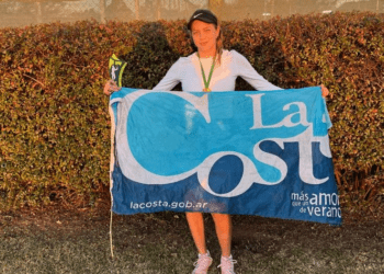 La tenista Milagros Falabella se consagró campeona en singles y dobles en el 3° Abierto de Azul