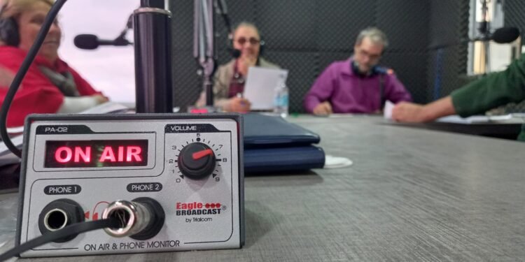 El Taller Municipal de Radio y Oratoria para adultos mayores realizó su primer programa