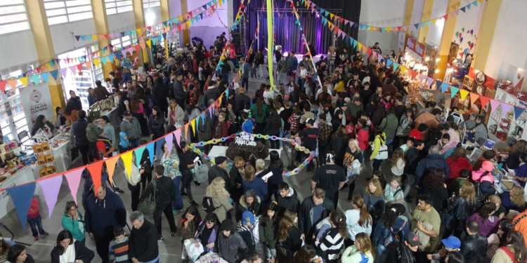 Con una gran convocatoria se vivió a pleno la 9ª edición de la Fiesta Provincial del Alfajor Costero