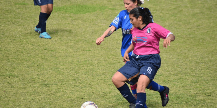Fomento San Bernardo lidera el Torneo Clausura del fútbol femenino de La Costa