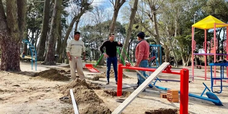 Renovación y embellecimiento del espacio público: nuevos juegos para la Plaza del Sol y la Familia de San Bernardo