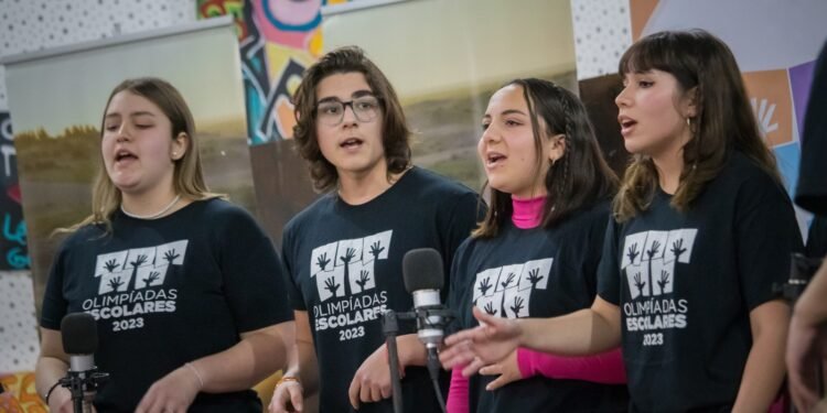 A pura música y canto se vivió una nueva jornada de Olimpiadas Escolares
