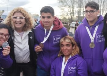 La Escuela de Educación Especial N° 503 de Santa Teresita recibió una combi 0km para el transporte escolar