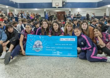 217 chicos y chicas del Social Mar de Ajó se sumaron al programa “Al Club en Zapatillas”