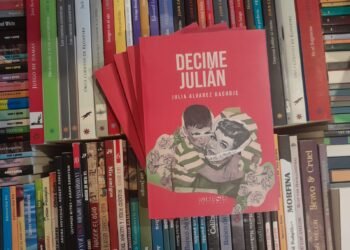 Presentan el libro ‘Decime Julián’ en el Espacio Multicultural de Mar de Ajó