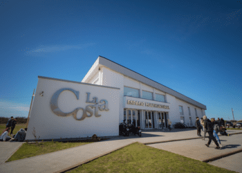 Con proyectos de toda la región se realizó la Muestra IT en el Espacio Multicultural de Mar de Ajó