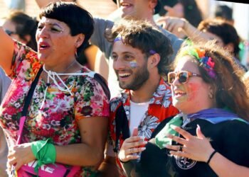 Con una gran concurrencia se realizó la Marcha del Orgullo en La Costa