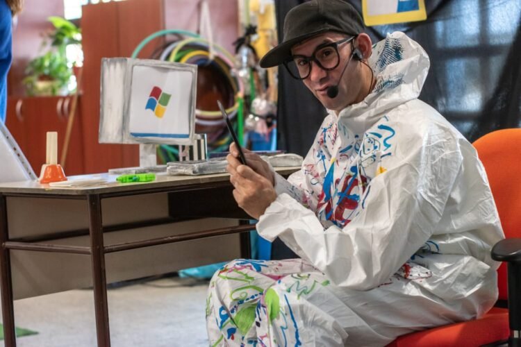 La Secretaría de Educación de La Costa realiza talleres de concientización sobre el uso de las pantallas en las infancias