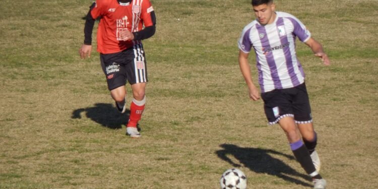 Se disputó la sexta fecha de Fútbol de la Liga de La Costa y los punteros ganaron para afianzar su candidatura al título