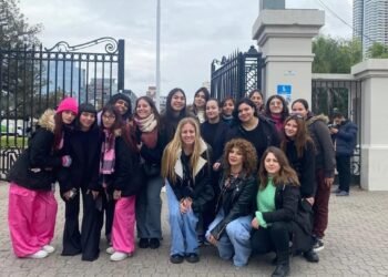 Estudiantes del Instituto N° 89 Dr. René Favaloro participaron de una importante exposición de moda y tecnología en la Rural