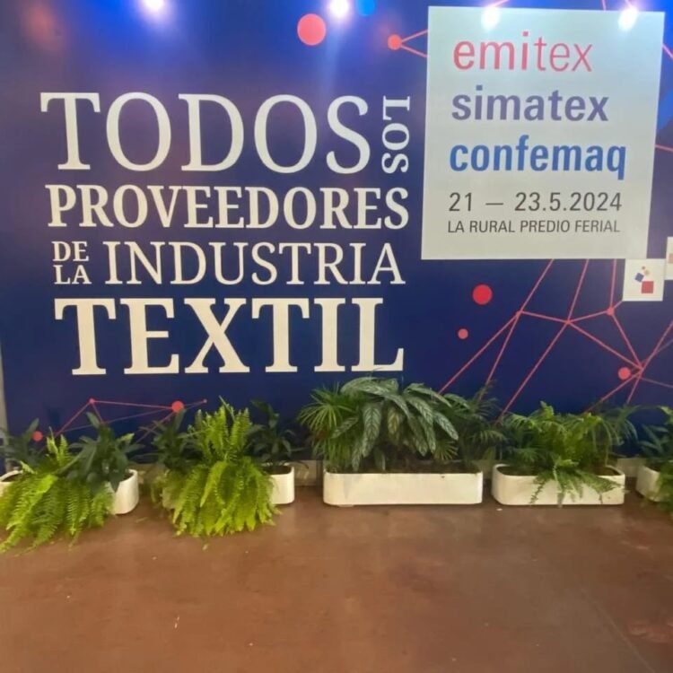 Estudiantes del Instituto N° 89 Dr. René Favaloro participaron de una importante exposición de moda y tecnología en la Rural