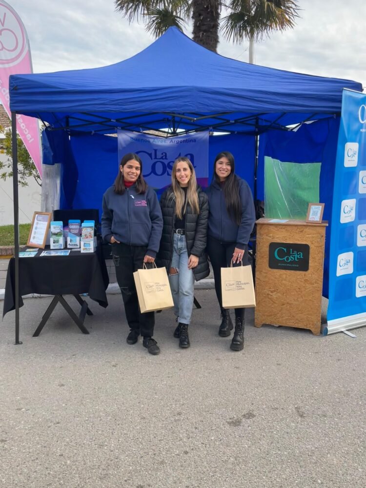 La Costa se promocionó como destino turístico en la Fiesta de la Torta Negra en General Lavalle