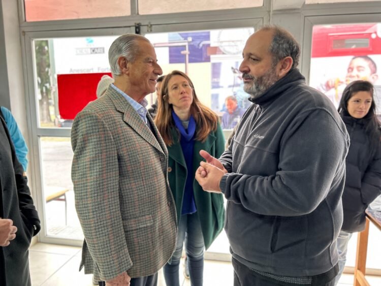 Se realizan jornadas de salud bucal para más de 400 estudiantes del Jardín y la Primaria del barrio Las Quintas