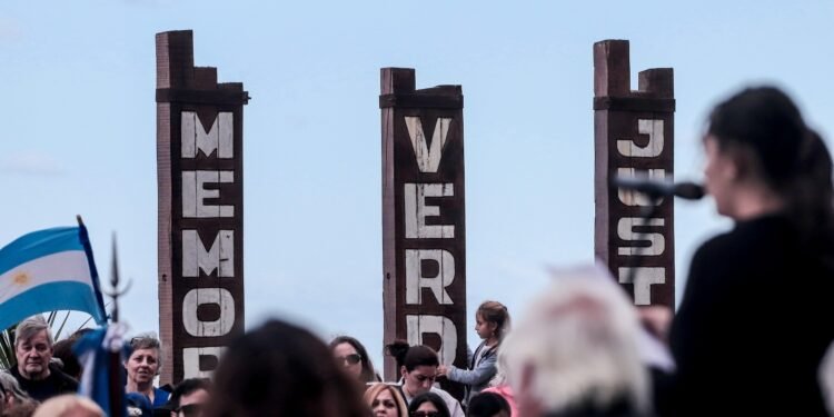 Convocan a un acto de reivindicación y reparación del Paseo de la Memoria “Esther Ballestrino de Careaga”