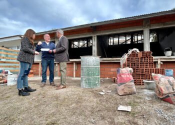 Obras: la Municipalidad construye aulas en la Escuela Secundaria N° 13 de Mar del Tuyú