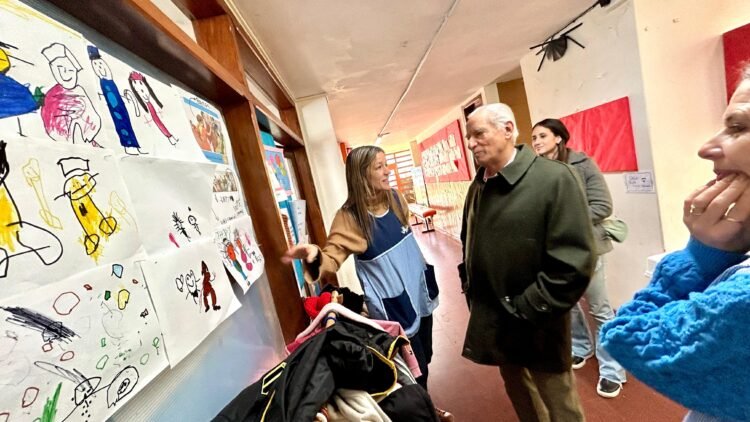 Acompañando a la educación: visitas a escuelas y jardines de infantes