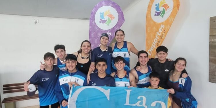 Más de 20 deportistas costeros se destacaron en natación