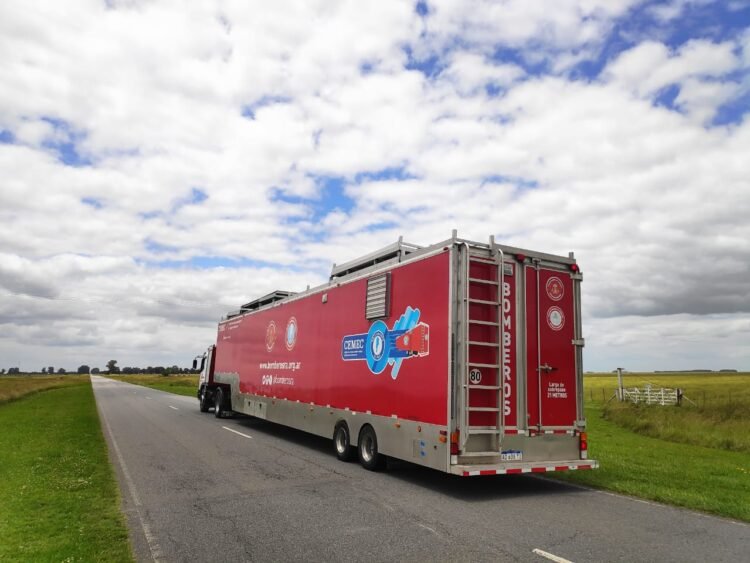 Bomberos voluntarios del Municipio de La Costa realizarán sus prácticas de emergencia en un simulador móvil