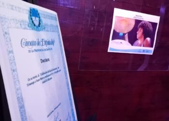La muestra homenaje a bateristas argentinos puede visitarse en Santa Teresita