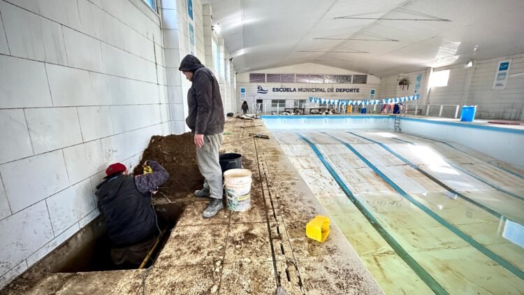 Comenzaron las tareas de mantenimiento en el Natatorio de Santa Teresita