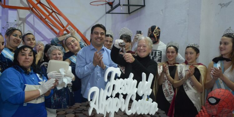 Más de 10.000 personas disfrutaron la 10º Fiesta Provincial del Alfajor Costero